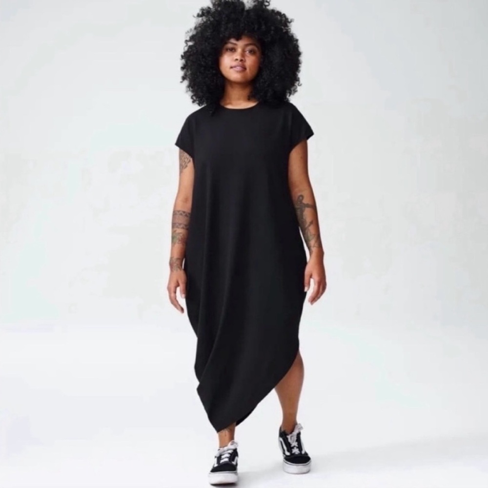 Love Culture Asymmetrical Black T-Shirt Dress S